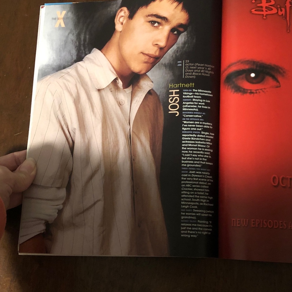 Teen People Magazine Featuring Singer Aaliyah on Cover - Picture 6 of 8